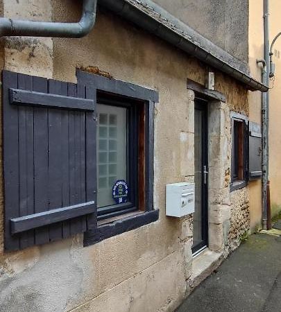 Chaleureuse Petite Maison De Bourg Beaumont-sur-Sarthe Bagian luar foto