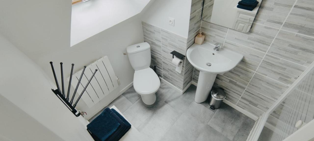 Chaleureuse Petite Maison De Bourg Beaumont-sur-Sarthe Bagian luar foto