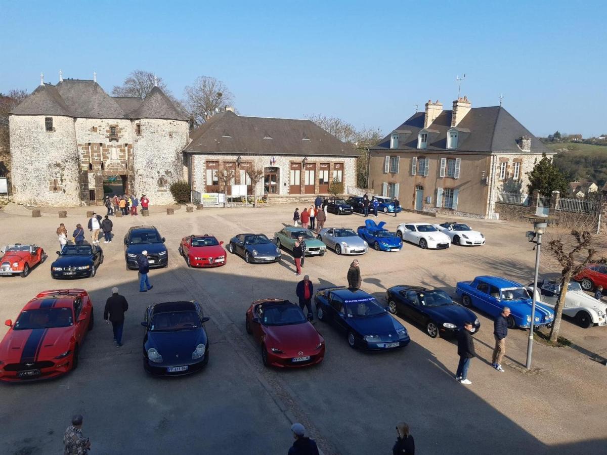 Chaleureuse Petite Maison De Bourg Beaumont-sur-Sarthe Bagian luar foto